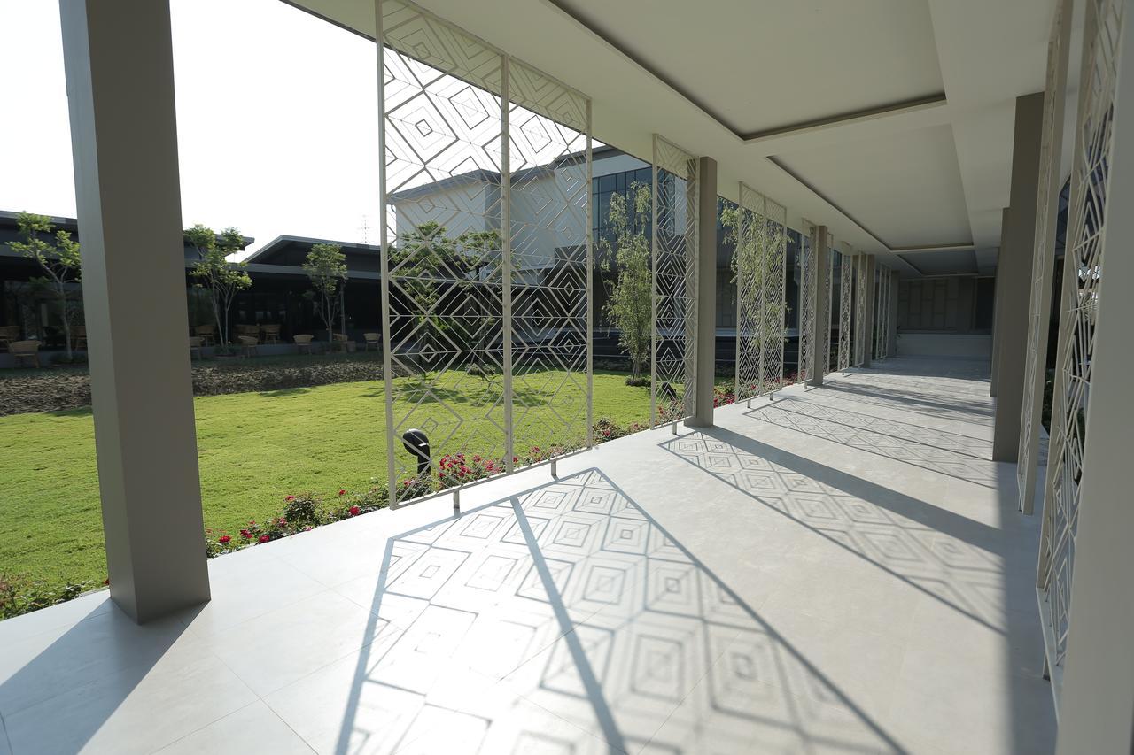 Navela Hotel & Convention Ratchaburi Exteriér fotografie