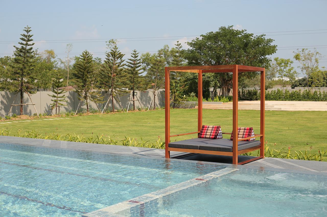 Navela Hotel & Convention Ratchaburi Exteriér fotografie