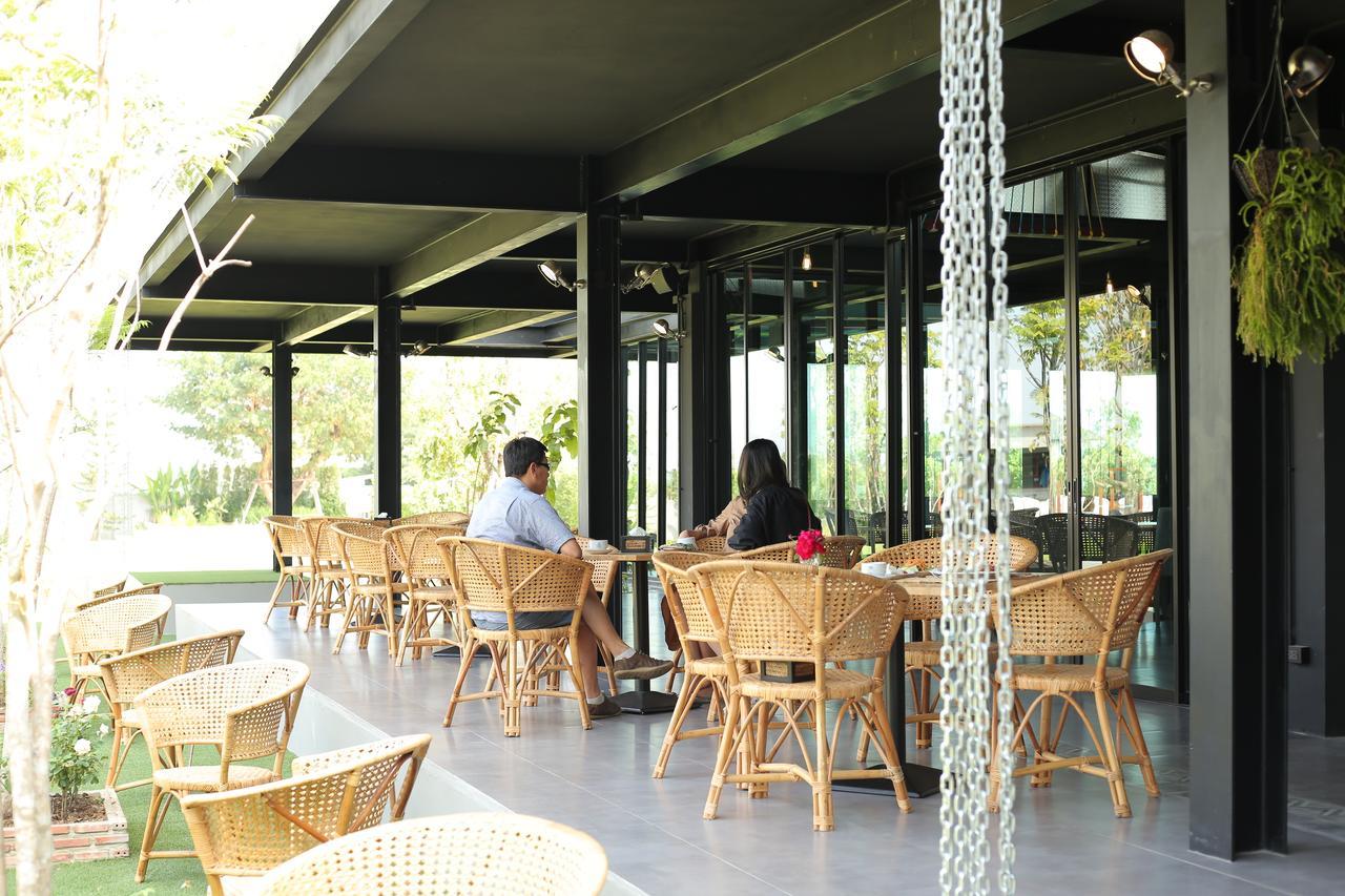 Navela Hotel & Convention Ratchaburi Exteriér fotografie