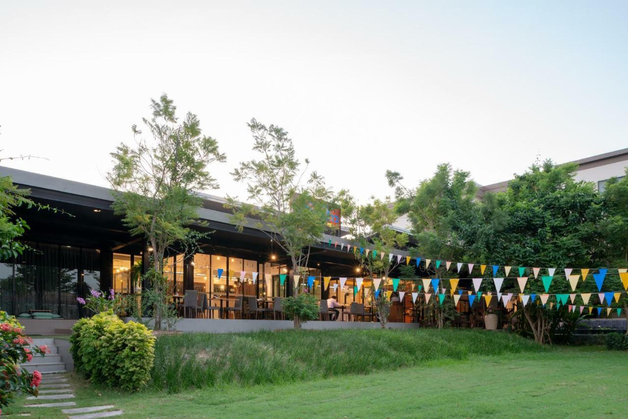 Navela Hotel & Convention Ratchaburi Exteriér fotografie